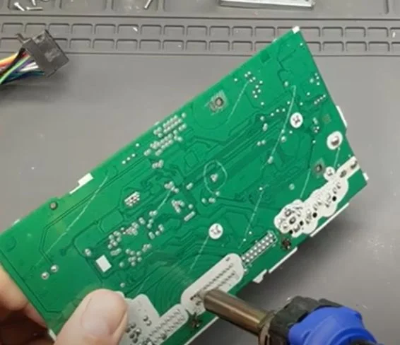 Ремонт автомагнитола